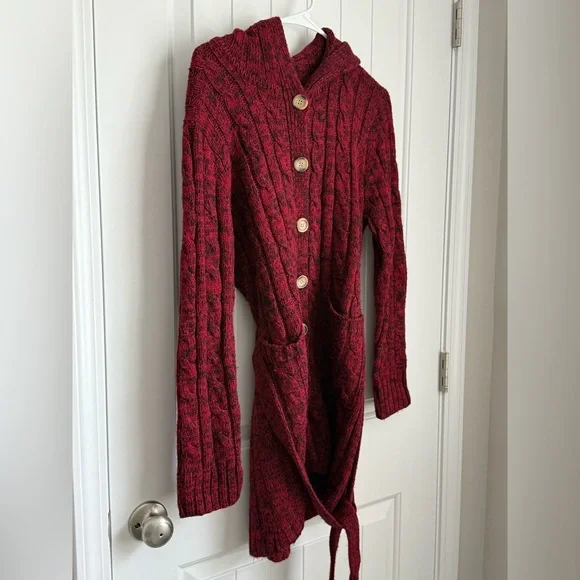 Carolyn Taylor Red Button-Up Cardigan - Picture 2 of 9